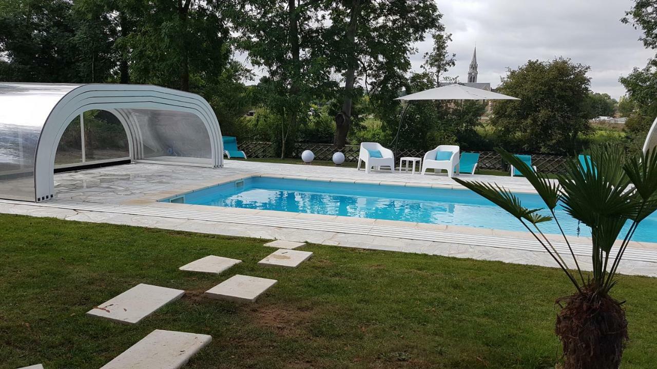 Manoir Des Turets Acomodação com café da manhã Yvré-lʼÉvêque Exterior foto
