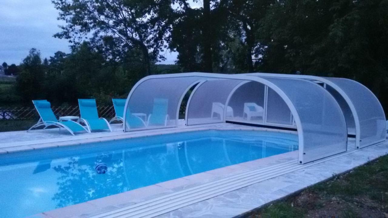 Manoir Des Turets Acomodação com café da manhã Yvré-lʼÉvêque Exterior foto